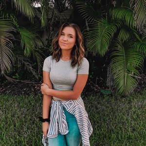 Meet your Posher, Kaelyn